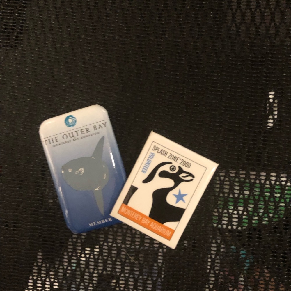 🌴2000 MB Aquarium Pin Bundle- 632 $15 or $12 w/offer